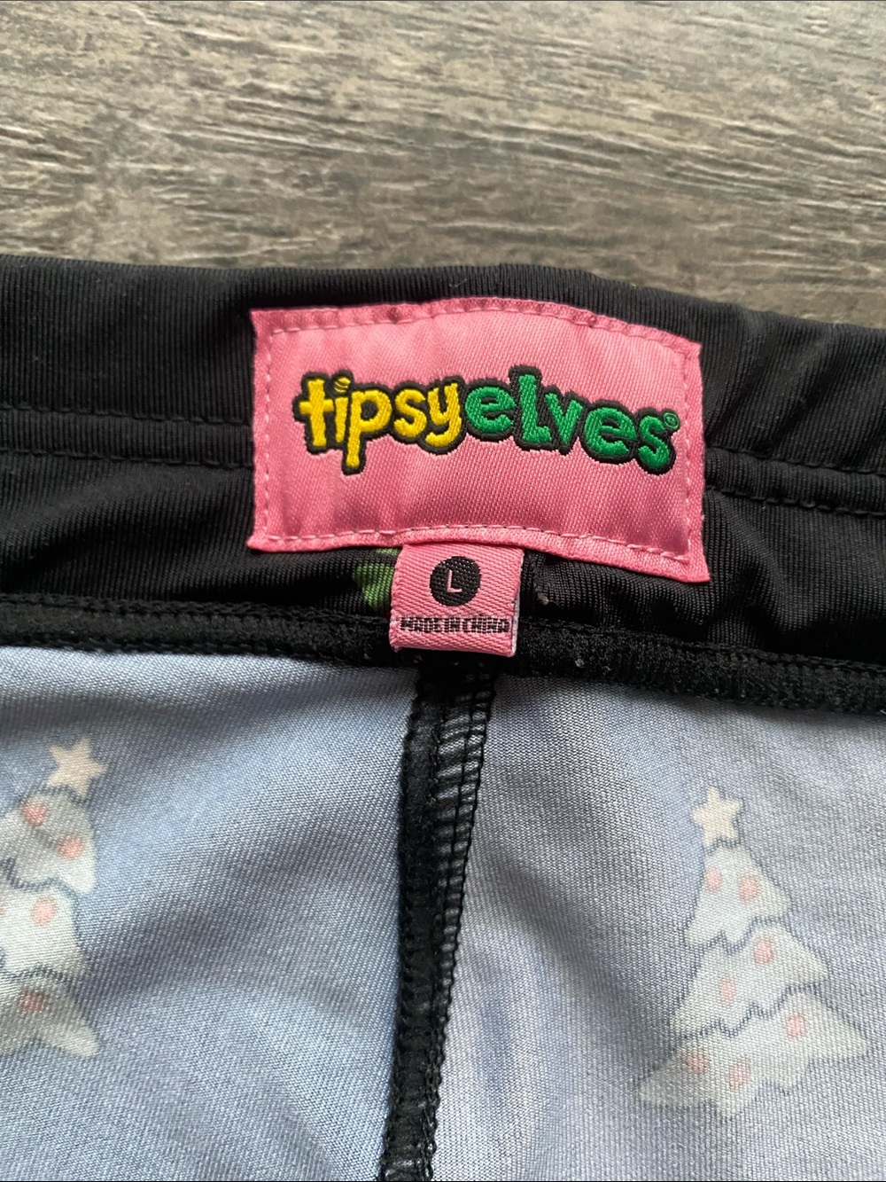 Tipsy Elves Black Leggings with Green Christmas Tree Print Womens Sz Large Black - Picture 3 of 6